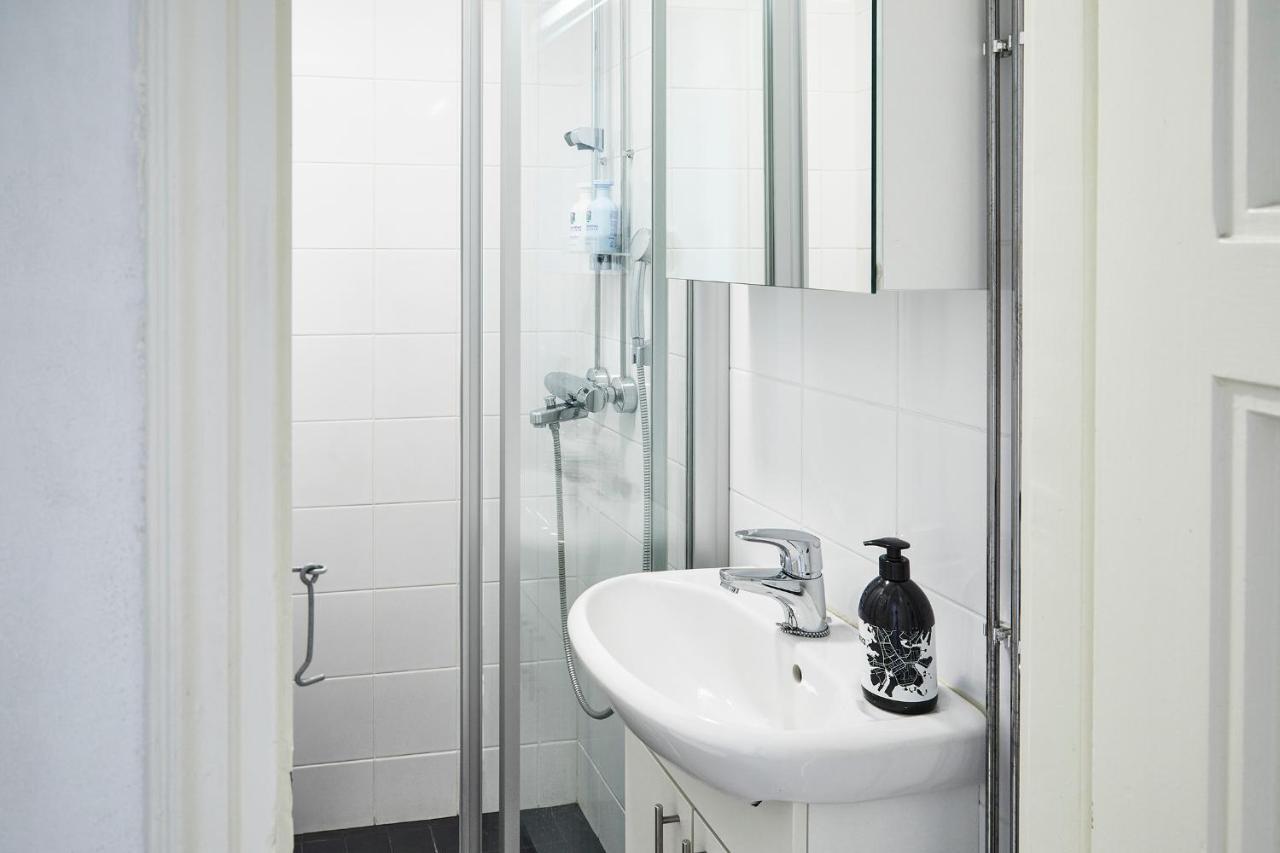 Small Studio Apartment Nearby City Centre 赫尔辛基 外观 照片